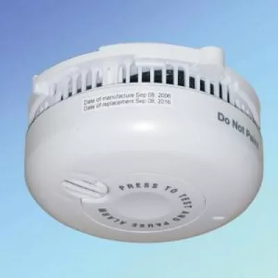 Hersteller mit Vertrauen in sein Produkt - Rauchwarnmelder mit 10 Jahren Garantie Bild: Hersteller mit Vertrauen in sein Produkt - Rauchwarnmelder mit 10 Jahren Garantie