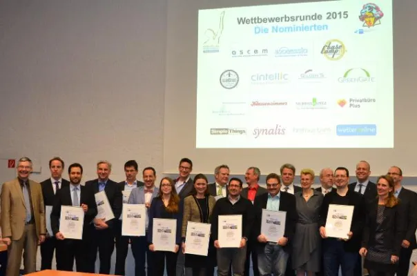 Bild: 15 Unternehmen präsentieren sich beim Auftakt zum "Großer Preis des Mittelstands" und "Ludwig"