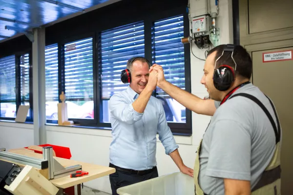 Bild: Die Praunheimer Werkstätten beteiligen sich am bundesweiten Aktionstag Schichtwechsel.