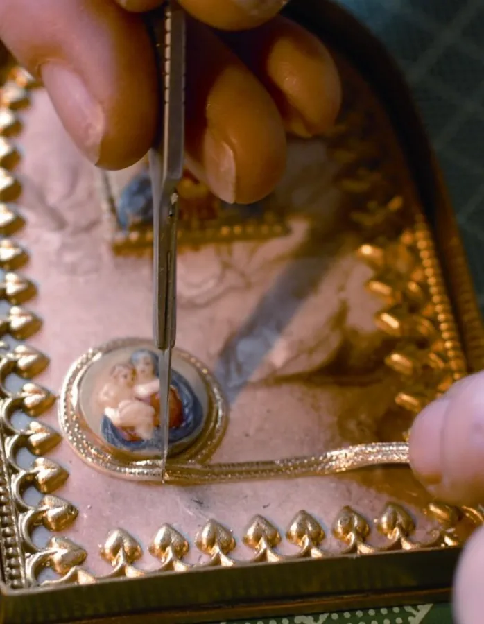 Verzieren eines Wachsstöckels