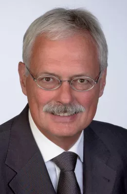 Bild: Prof. Dr. Wolfgang Weidner ist neuer Vizepräsident der Von Behring-Röntgen-Stiftung