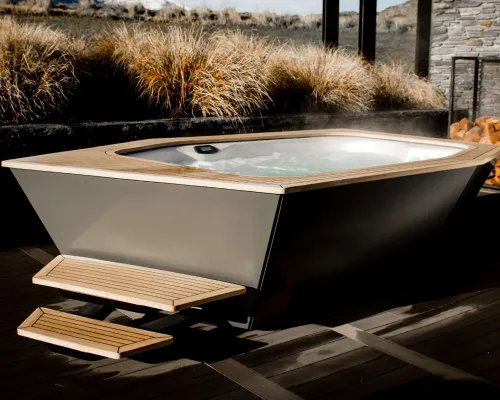 Bild: IKON Whirlpool von Vortex Spas für den German Design Award nominiert