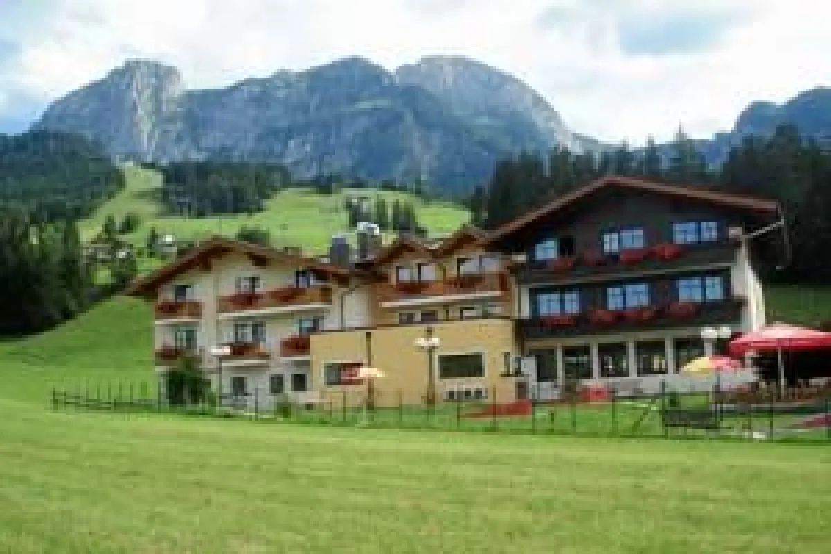 Außenansicht vom Hotel Gasthaus Traunstein