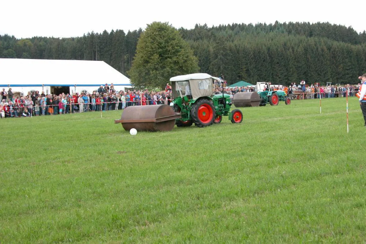 Oldtimer - Schlepperrennen
