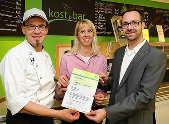 „Job & Fit“ – Mit Genuss zum Erfolg!“ als Qualitätssiegel in der Kost.bar Essen Bild: „Job & Fit“ – Mit Genuss zum Erfolg!“ als Qualitätssiegel in der Kost.bar Essen