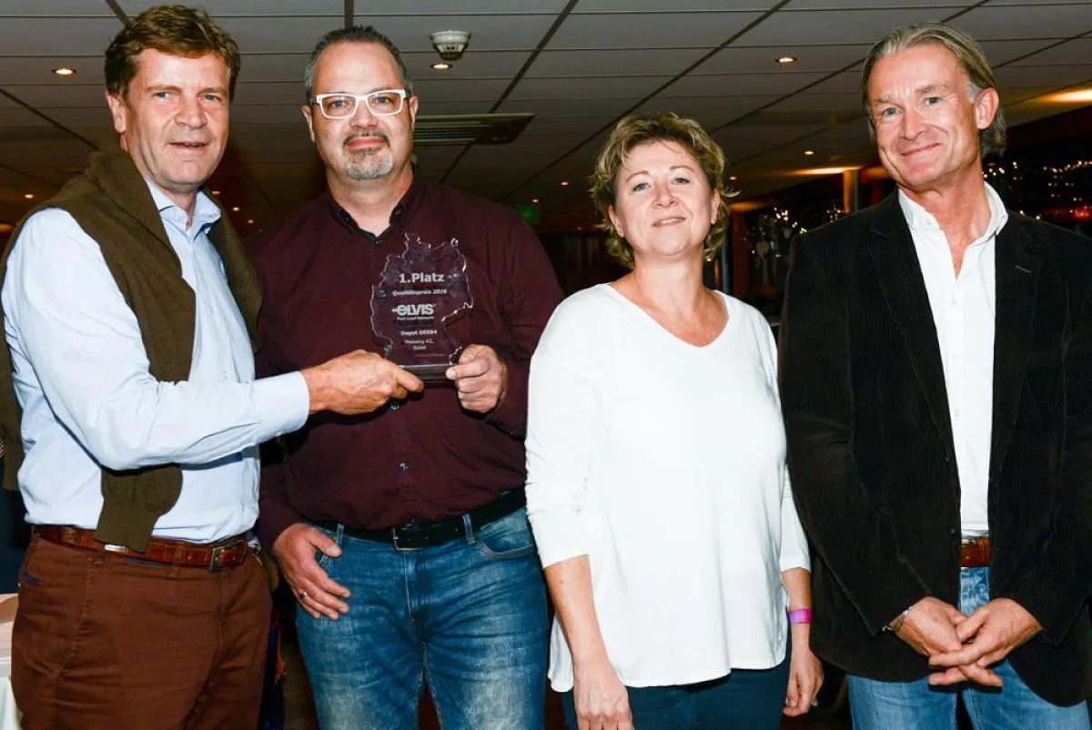 Freuen sich über die Auszeichnung (v.l.): Josef Massong, Sven Heheman,Regina Kiesler und Udo Reifert