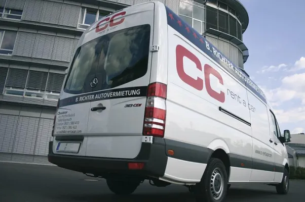 Bild: Carglass und CCUnirent System GmbH schließen neue Kooperation