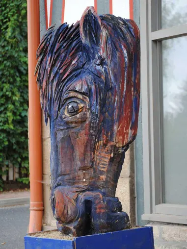Bildende Kunst auf internationaler Konferenz. Teilnehmer von vier Kontinenten in Knüllwald. Bild: Bildende Kunst auf internationaler Konferenz. Teilnehmer von vier Kontinenten in Knüllwald.