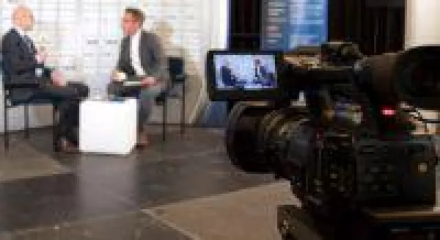 Bild: Der Branchen-Sender Telematik.TV kommt heute auf die CeMAT in die "Telematics VIP-Lounge"