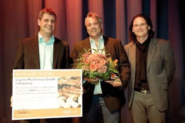 Bild: Ausgezeichnete Qualität – Zustellpartner Award für LMF-Postservice