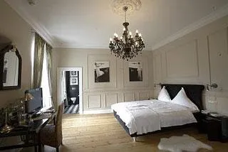 „Varta-Tipp Ambiente“ für Hotel Hochzeitshaus in Aurich Bild: „Varta-Tipp Ambiente“ für Hotel Hochzeitshaus in Aurich