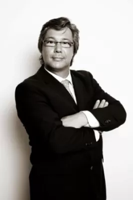 Bild: Unternehmensberater Markus Tonn in neuer Bürofläche in Hammer Innenstadt