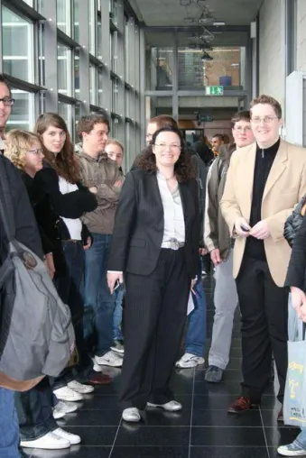 Bild: „Brauchen wir eine europäische Sozialpolitik?“