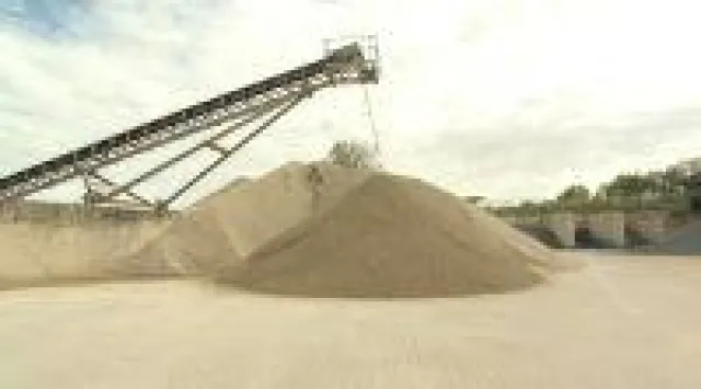 Bild: Blick hinter die Bims-Kulisse