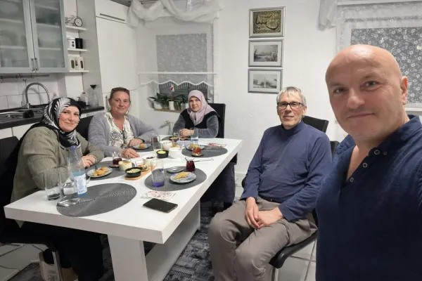 Bild: ramadan-nrw 2026: Kostenfreie Iftar-Einladungen in NRW – Anmeldung bis 16. März