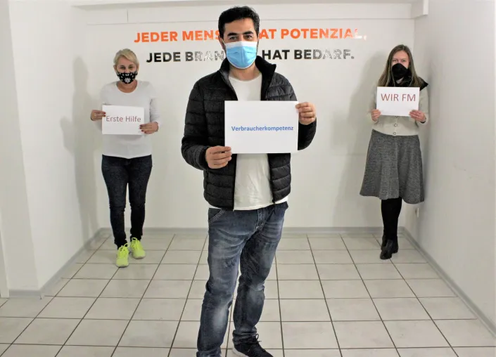 Bild: WIEDER SCHULUNGEN ZUR INTEGRATION VON GEFLÜCHTETEN