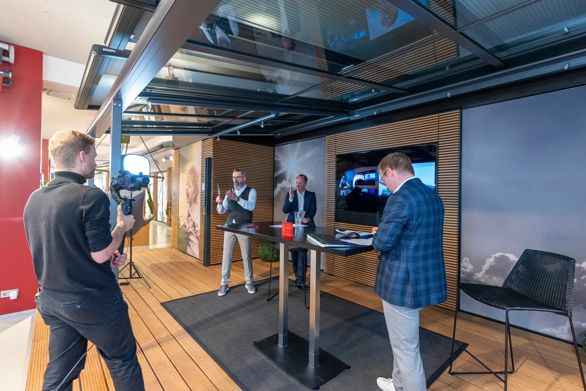 Während der Academy-Saison 2021/22 haben rund 1.500 markilux Fachpartner an Schulungen teilgenommen. (© markilux)