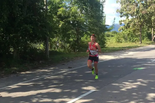 Bild: Angela Kühnlein unter den Top 10 beim IRONMAN in Malaysia