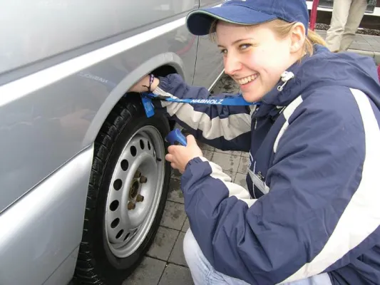 Bild: Wash & Check - gute Reifen, gute Fahrt