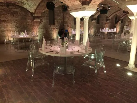 Bild: LENZevents realisiert Abendveranstaltung unter den Straßen von Kassel