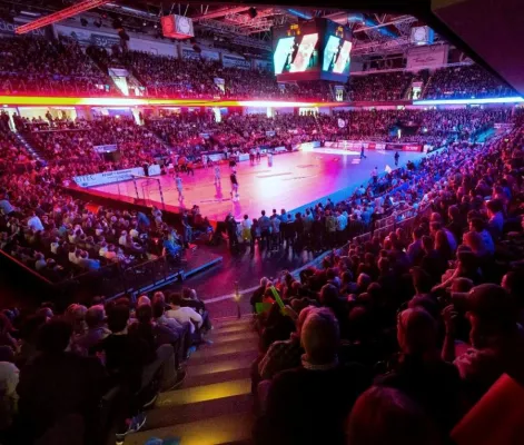 Bild: Handball: Erlangen muss sich ersatzgeschwächt Melsungen geschlagen geben