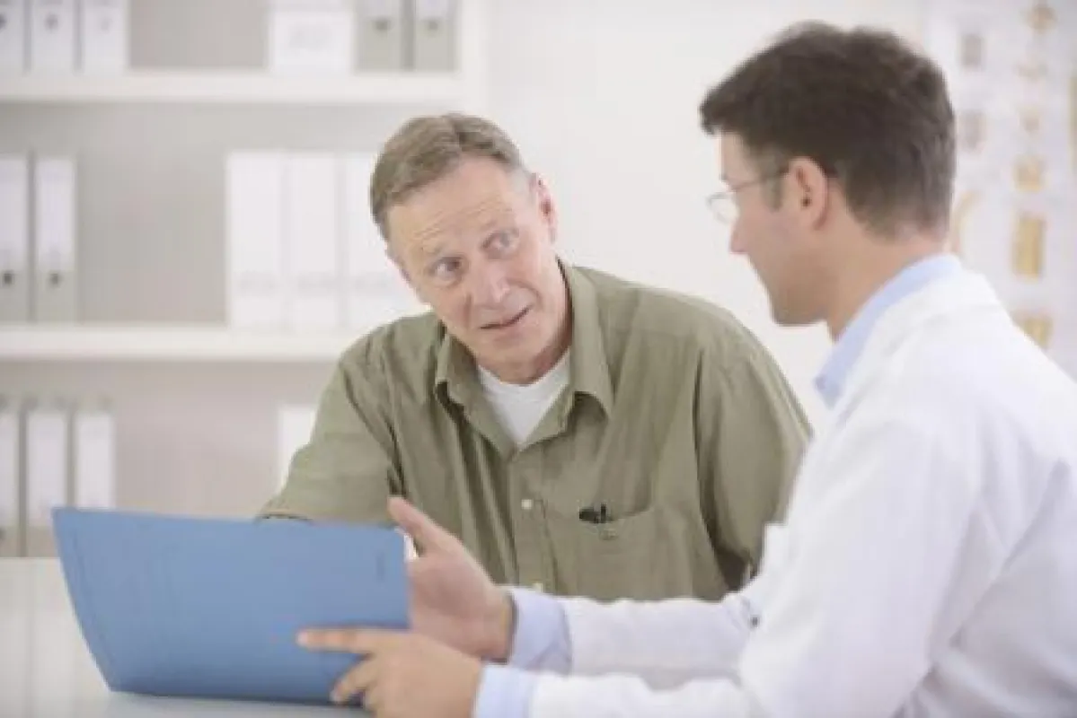 Im Gespräch zwischen Arzt und Patient gibt es Defizite