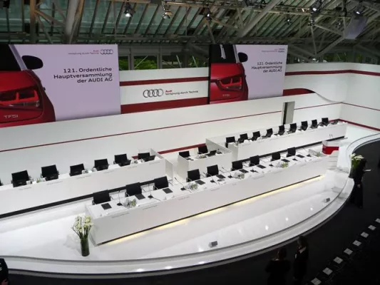 Bild: WSV-Messebau inszeniert die Hauptversammlung 2010 der AUDI AG