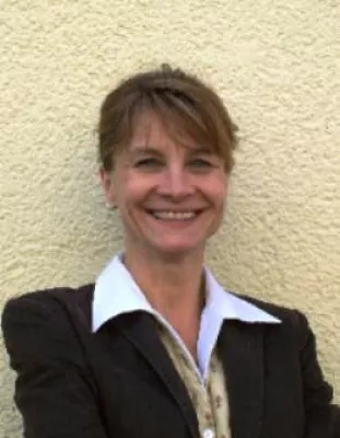 Bild: Engagiert für berufliche Entwicklung und Entfaltung - Portrait von Hanna Sostak, Inhaberin von Jobshop Berlin