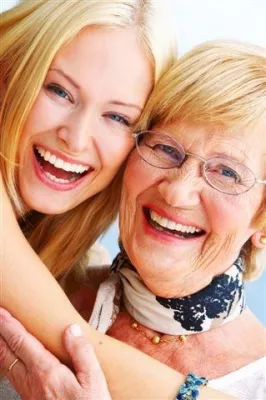 Bild: Flair-dent Zahntechnik - Teleskop-Zahnersatz - langlebig und unsichtbar – einfach genial