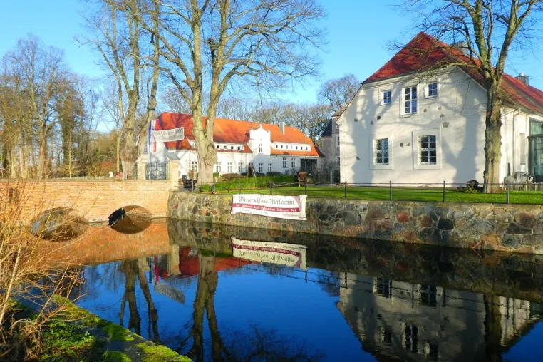 Bild: Winterurlaub auf Wasserschloss Mellenthin: Ein unvergessliches Erlebnis auf Usedom