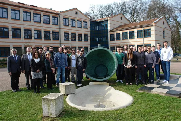 Bild: Neuer berufsbegleitender Bachelor-Studiengang Wirtschaftsingenieurwesen