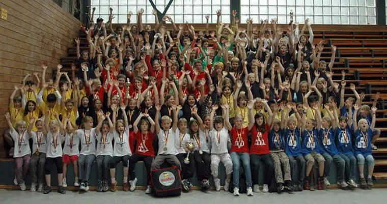 2. Deutsche Schulmeisterschaft im Sport Stacking startet im Oktober Bild: 2. Deutsche Schulmeisterschaft im Sport Stacking startet im Oktober