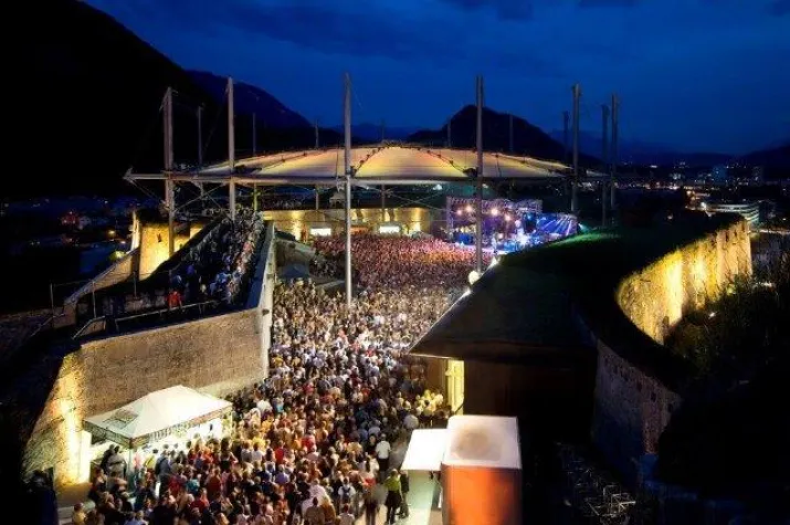 Bild: 1. Kufstein Music Festival mit spektakulärem Burg-Ambiente