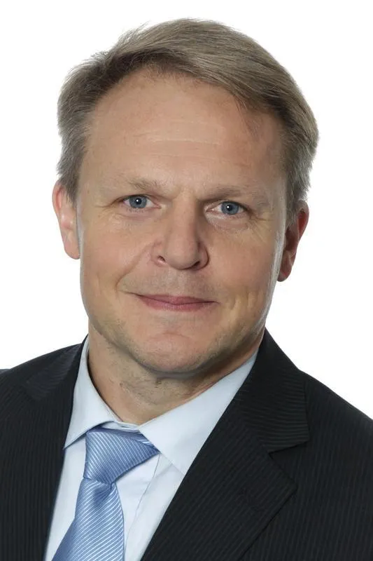 Prof. Dr. Hubert Schelzig, Direktor der Klinik für Gefäß- und Endovaskularchirurgie am Universitätsklinikum Düsseldorf (UKD) (Foto: UKD)