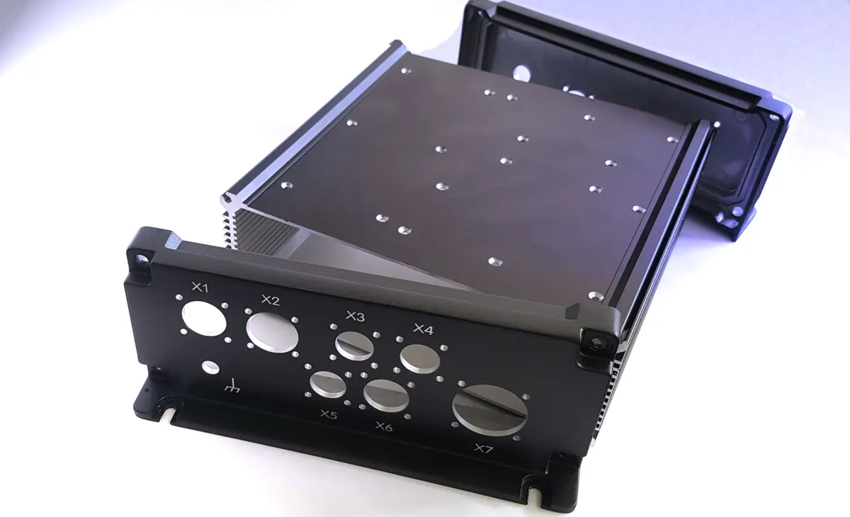 Profil und Gehäuse Bearbeitung  