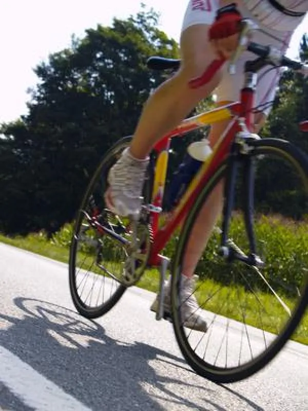 Eine alternative zum Laufsport ist zum Beispiel das Radfahren.
