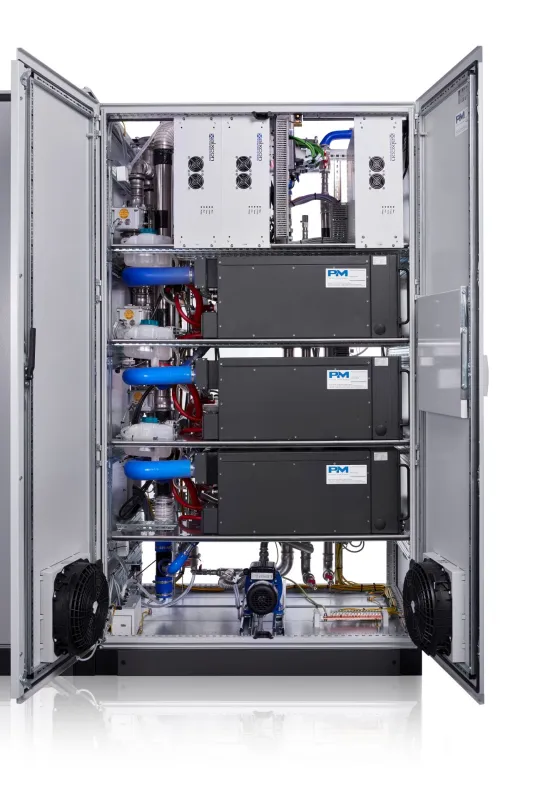 Proton Motor wurde mit Produktion für vier weitere PM Module S8-Systeme beauftragt. (© Proton Motor)