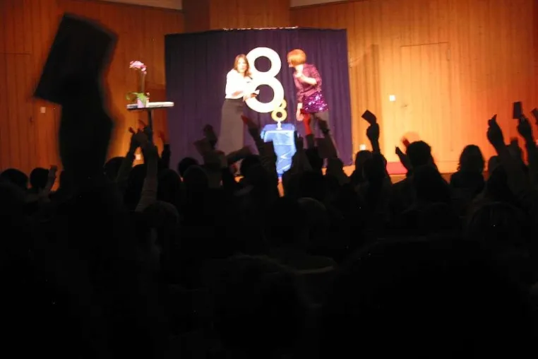 Volles Haus beim achten Weltwunder Bild: Volles Haus beim achten Weltwunder