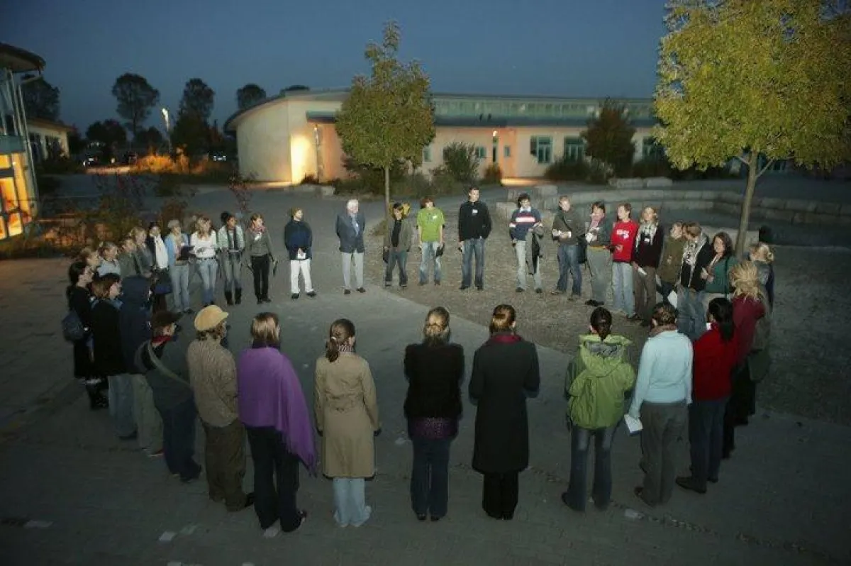 Begrüßungsrunde zum Jugendkongress