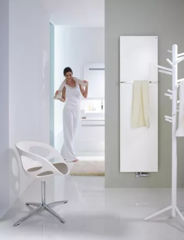 Bild: Wärmende Eleganz im Badezimmer