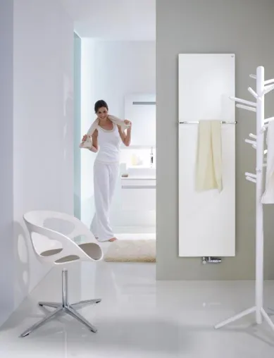Bild: Wärmende Eleganz im Badezimmer