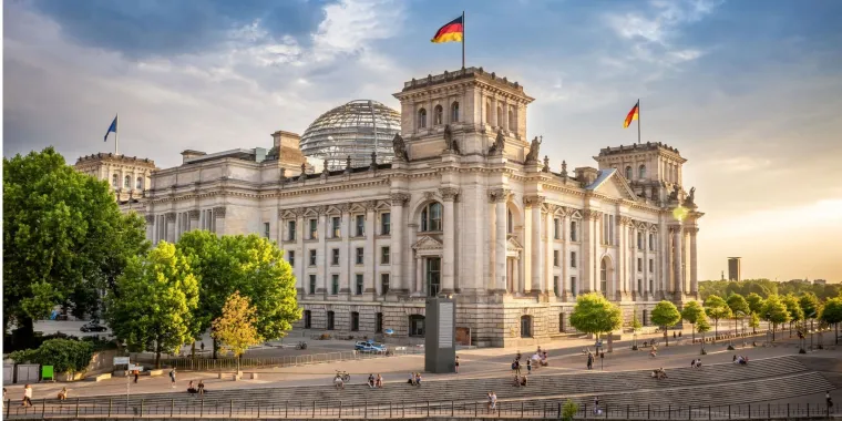 ZIM-Antragsstopp: Bundestag diskutiert Zukunft der Innovationsförderung Bild: ZIM-Antragsstopp: Bundestag diskutiert Zukunft der Innovationsförderung