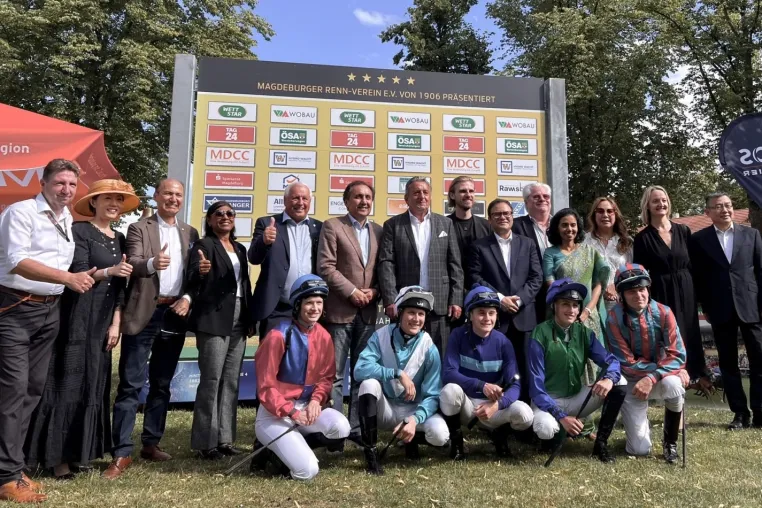 Bild: Top aktuell: "Großer Preis der Republik Tadschikistan" beim Renntag in Magdeburg