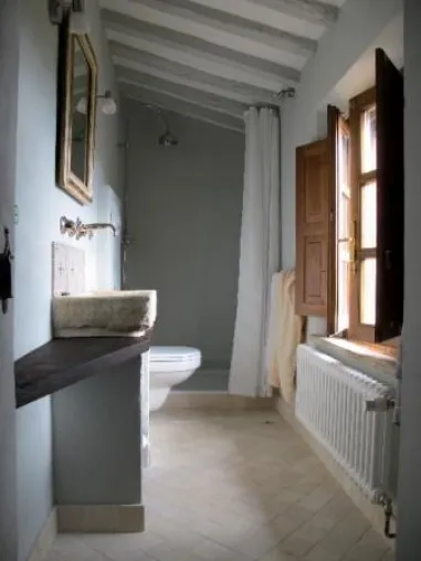 Bild: Ein neues Bad für das Haus in der Toskana in Italien