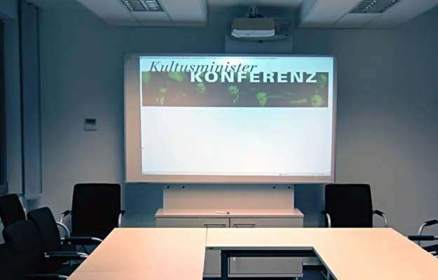 Bild: Sekretariat der Kultusministerkonferenz Bonn setzt auf interaktive Präsentationstechnik von Legamaster