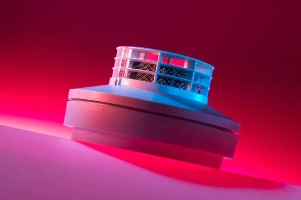 SecuriStar H: Hybrider Brandmelder mit modernster CUBUS Nivellierung Bild: SecuriStar H: Hybrider Brandmelder mit modernster CUBUS Nivellierung