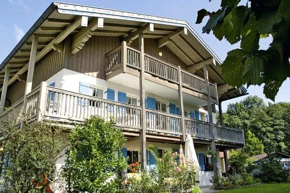 Ferienhaus am Chiemsee - Urlaub mit der ganzen Familie Bild: Ferienhaus am Chiemsee - Urlaub mit der ganzen Familie