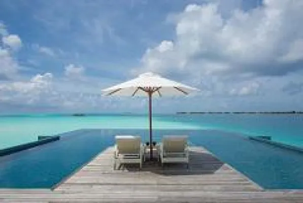 Bild: Mit diesen sechs Pools fängt der Sommer erst an