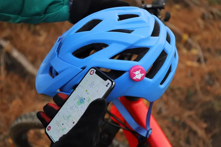 Bild: E-Call für Fahrradfahrer - Der Unfallmelder am Helm