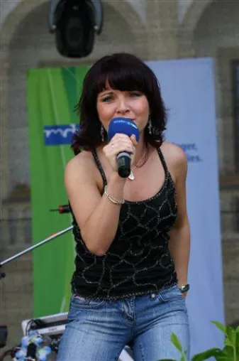 Nicole Freytag – Wassernixe mit Überraschung Bild: Nicole Freytag – Wassernixe mit Überraschung